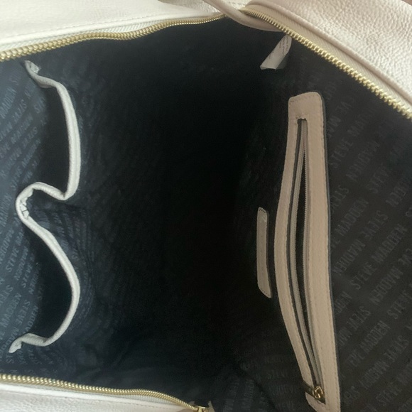 Steve Madden Diaper Bag - Picture 3 of 6